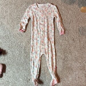 Magnetic Me Floral Footie in Pink and White